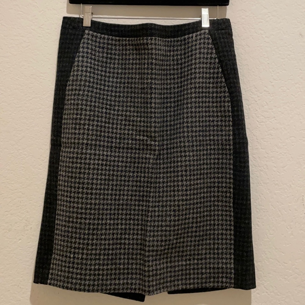 JCrew houndstooth grey pencil skirt size 8